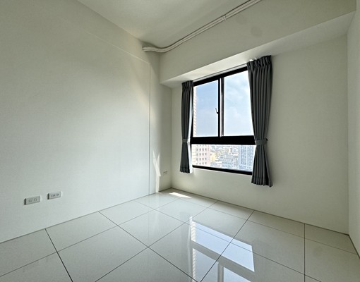 租金可談｜傢俱電可附🏡日光森活｜清水市區三房休旅車位 - Image 12