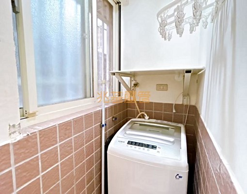 兆基🏡近樂華夜市頂溪站陽台套房可租補 - Image 8