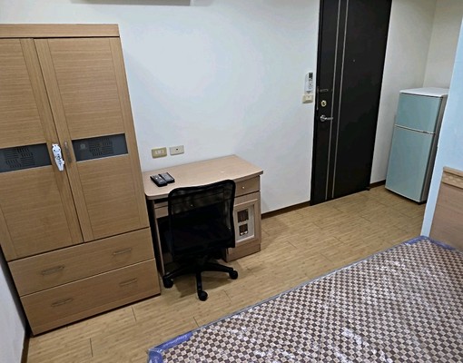 獨立套房大型對外窗 - Image 8