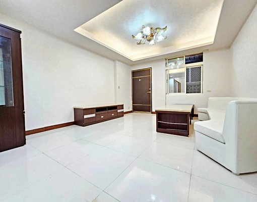 👍一樓美寓，三房，門前車位，近宜蘭轉運站、陽明醫院、夜市 - Image 2