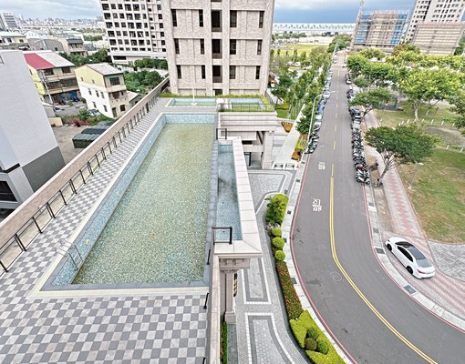 高鐵特區朝南面公園採光3房✨雙衛浴陽台✨瓦斯爐廚房✨可租補 - Image 7