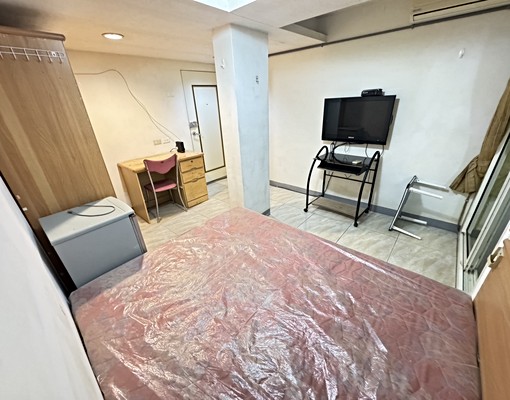 近!特力屋/獨立陽台/優質小資套房 - Image 1