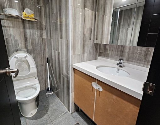 世界花園◆客廳採光◆捷運海山站◆獨立廚房◆可租補◆入籍 - Image 3