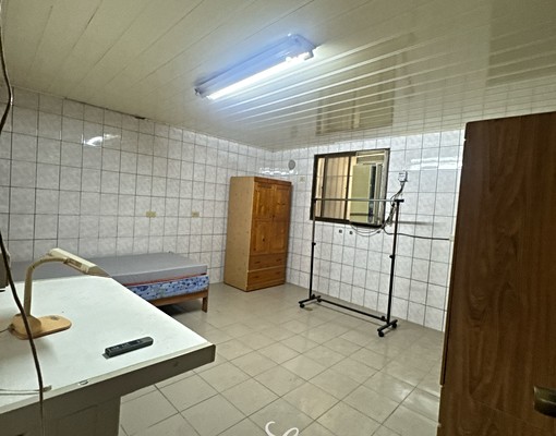 店面&住家&辦公室皆可*近關新路商圈*大坪數 - Image 9