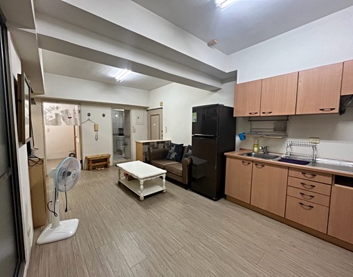 (租)正忠商圈美大樓1+1房(適自住.美容工作室) - Image 5