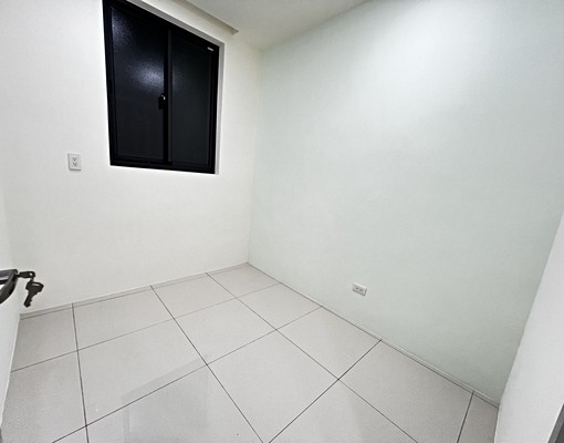 亞東捷運~亞東醫院~亞東科大~近2房邊間有廚房 - Image 2