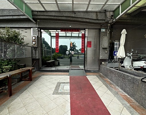 1樓店面優辦公室,2.3.4住家採光佳環境優, - Image 2