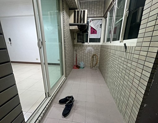 鼎中/明誠商圈景觀大四房2(可租補入戶籍) - Image 3