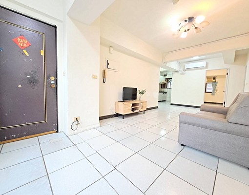 ⭐嶺東◾超划算⭐3房全配◾室內超大◾含平車含管◾可雙租補入籍 - Image 2