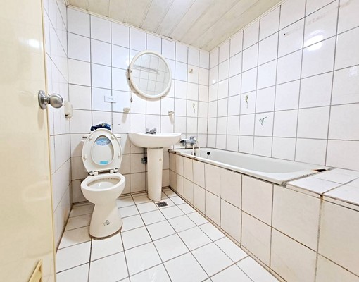 ⭐嶺東◾超划算⭐3房全配◾室內超大◾含平車含管◾可雙租補入籍 - Image 6