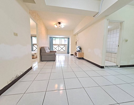 ⭐嶺東◾超划算⭐3房全配◾室內超大◾含平車含管◾可雙租補入籍 - Image 1