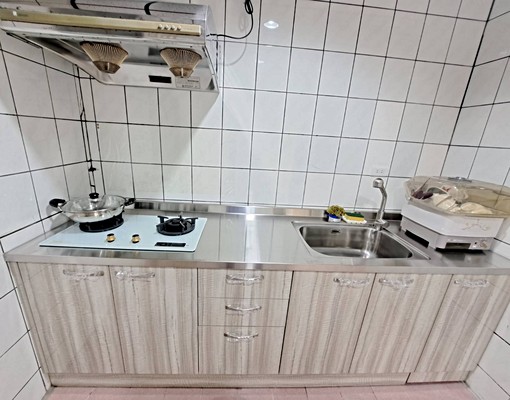 近車站寧靜二房~全新廚具.衛浴~全室油漆粉刷 - Image 7