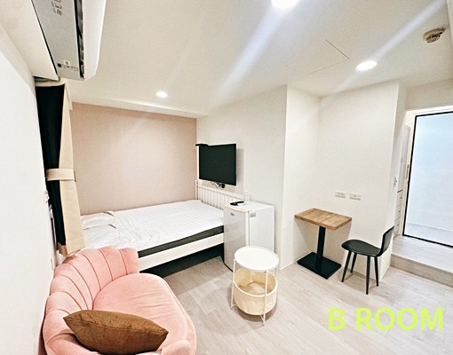 國慶路上電梯分租套房 - Image 2