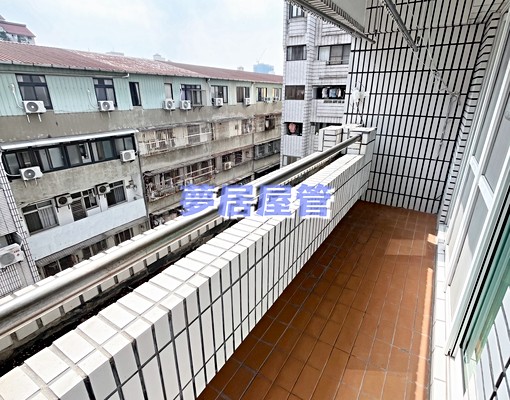 北區超大三房兩廳✨大採光✨含汽機車位✨生活機能便利✨ - Image 8