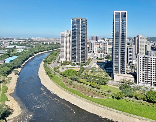 藝文特區🌳豐田大郡🌳無敵景觀樓中樓大套房雙衛 - Image 1