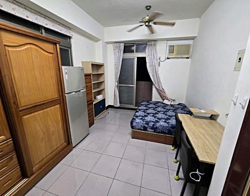 西屯永安國小大套房(出租) - Image 1