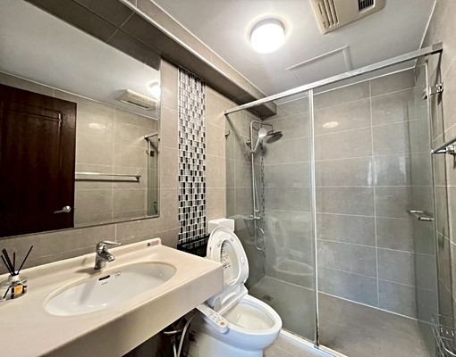 🎯東區稀有雙面採光三房🎯可租補寵物友善🎯休旅大車位🎯 - Image 8