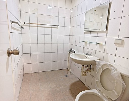 ｜文華國小｜前路後巷｜全棟翻新｜店住透天 - Image 14