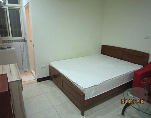 租金補助.飲水機.專人倒垃圾.陽台洗衣機 - Image 1