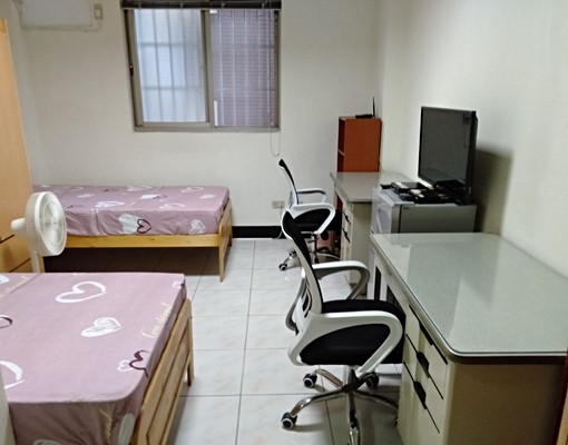 變頻分離式冷喛氣,公廚免費,專屬室內停車,專人管理,租補可 - Image 8