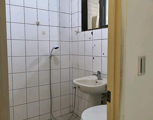 八德街優質4F公寓（房東自租房仲勿擾）（請看介紹） - Image 10