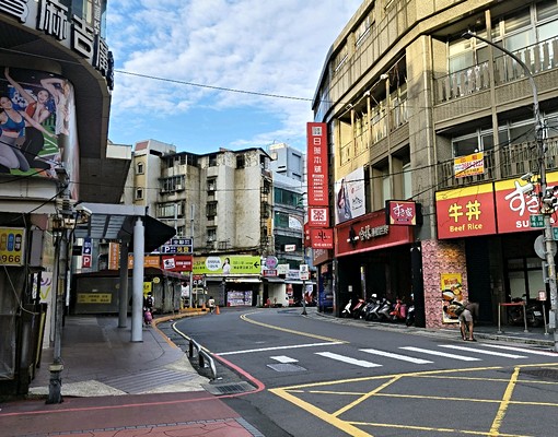 八德街優質4F公寓（房東自租房仲勿擾）（請看介紹） - Image 12