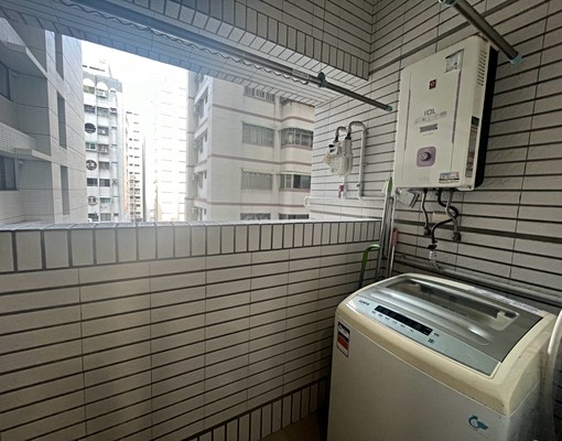 近高鐵新光三越彩虹市集重愛商圈兩房大主臥 - Image 7