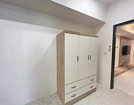 近高鐵新光三越彩虹市集重愛商圈兩房大主臥 - Image 12