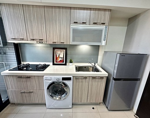 近7-11全家超商美麗島商圈愛河家樂福小北百貨兩房 - Image 4