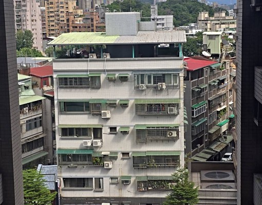 優質套房，近大坪林捷運站，走路1-2分鐘 - Image 8