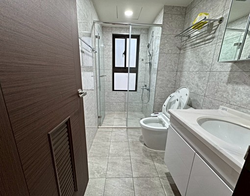 [佳鋐新邑]朝東次頂樓🍒2房2衛全配租金20000元含車管 - Image 9