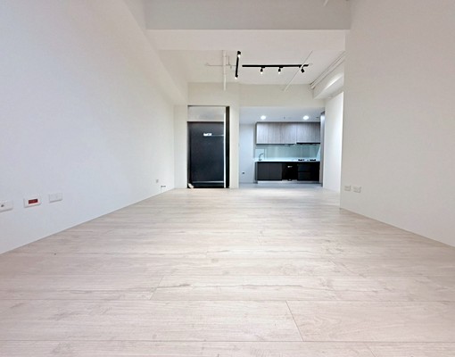 🏡北屯3房華太建商｜葳格.南興國小好市多｜可入籍雙車位 - Image 1