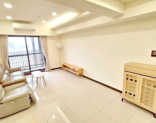 近南山廣場❤明亮大3房❤附平面車位❤可租屋補助 - Image 1