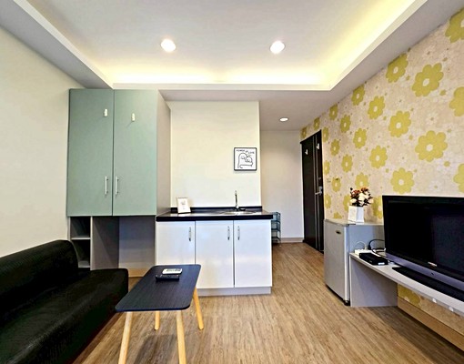 國家漫畫博物館🔥巷內✨1房廳低層套房｜獨洗曬子母車 - Image 3