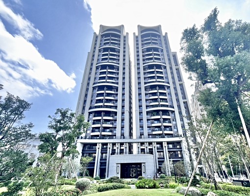 🏠坤聯發西屯匯✨百萬雅緻古典風三房👍含管可報稅家具全配 - Image 3