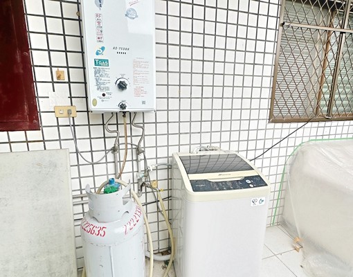 遠東世紀☀️電梯採光套房☀️管理員垃圾代收☀️獨立洗衣機 - Image 8