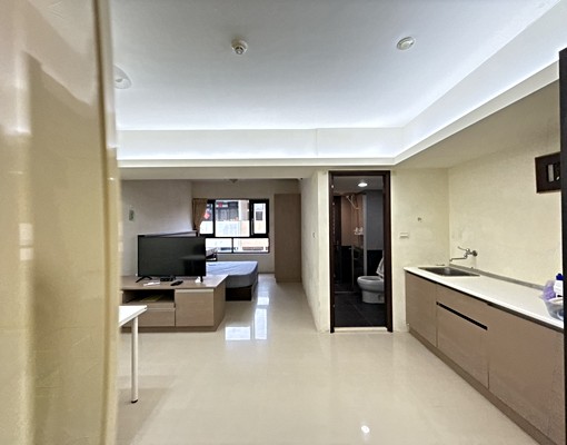 河南路獨立門牌電梯大套房&一房一廳台水台電另可承租車位 - Image 5