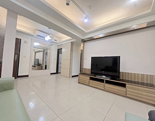 免仲費租屋補貼-美術館優質兩房大樓 - Image 1