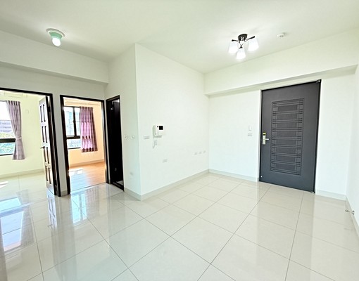 大寮.三隆電梯美2房+一樓平面車位~可租補 - Image 1