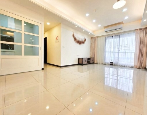 [[出租]]雲天生活百萬夜景景觀戶3房平車 - Image 1