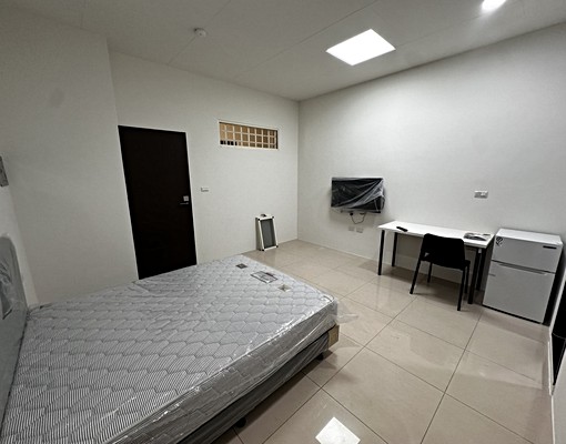 竹山全新完工”獨立套房”室內汽機車位 - Image 2