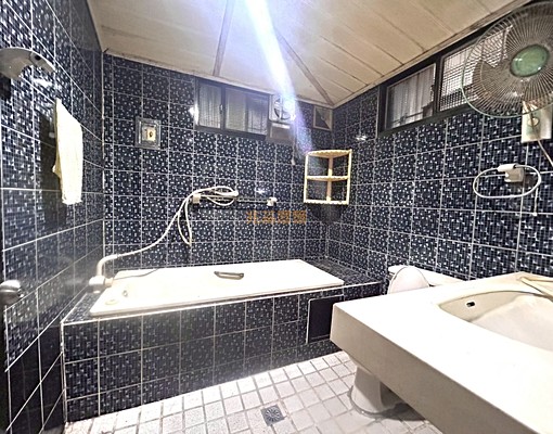 兆基🏡🚩麥金路巷口一樓可商可辦可住 - Image 8