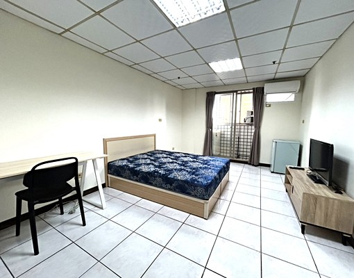 租補電梯陽台套房【台電獨洗曬】鄰美術館.向上路.五權路商圈 - Image 3