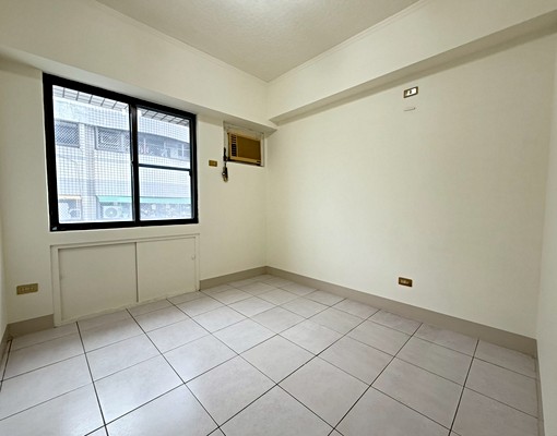 近左營榮總三房平車，含管理費+平車位 - Image 9