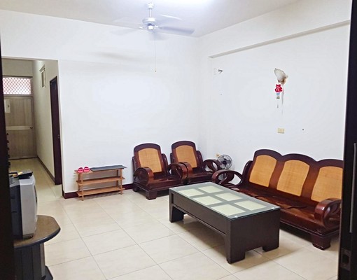 台江文化中心旁優質透天套房+客廳 - Image 5