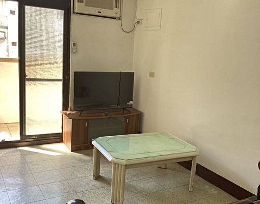 社宅免仲台水電可入戶籍可租補 - Image 1