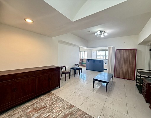 近新光三越商圈優質大空間電梯兩房 - Image 2