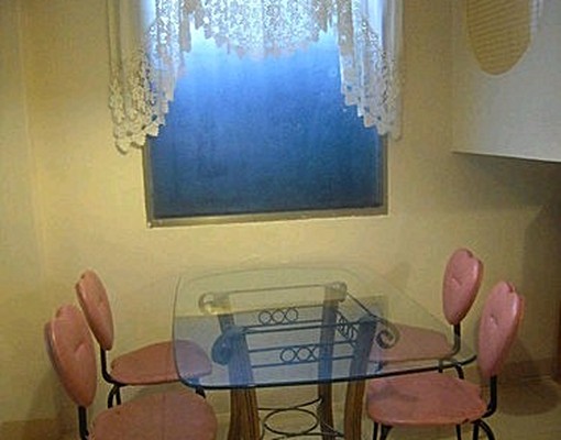 羅東生活圈近博愛聖母有車位有裝潢傢俱(另有短租透天) - Image 4