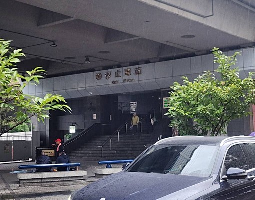 ✅42坪✅一樓✅汽車位✅3房2廳2衛1廚1陽台✅機能✅學區 - Image 17