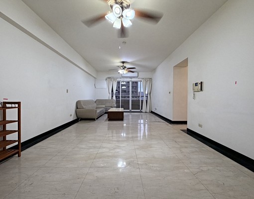 超美三房平車🔥現況出租不談補🔥可雙租補🔥有一間房沒冷氣 - Image 9